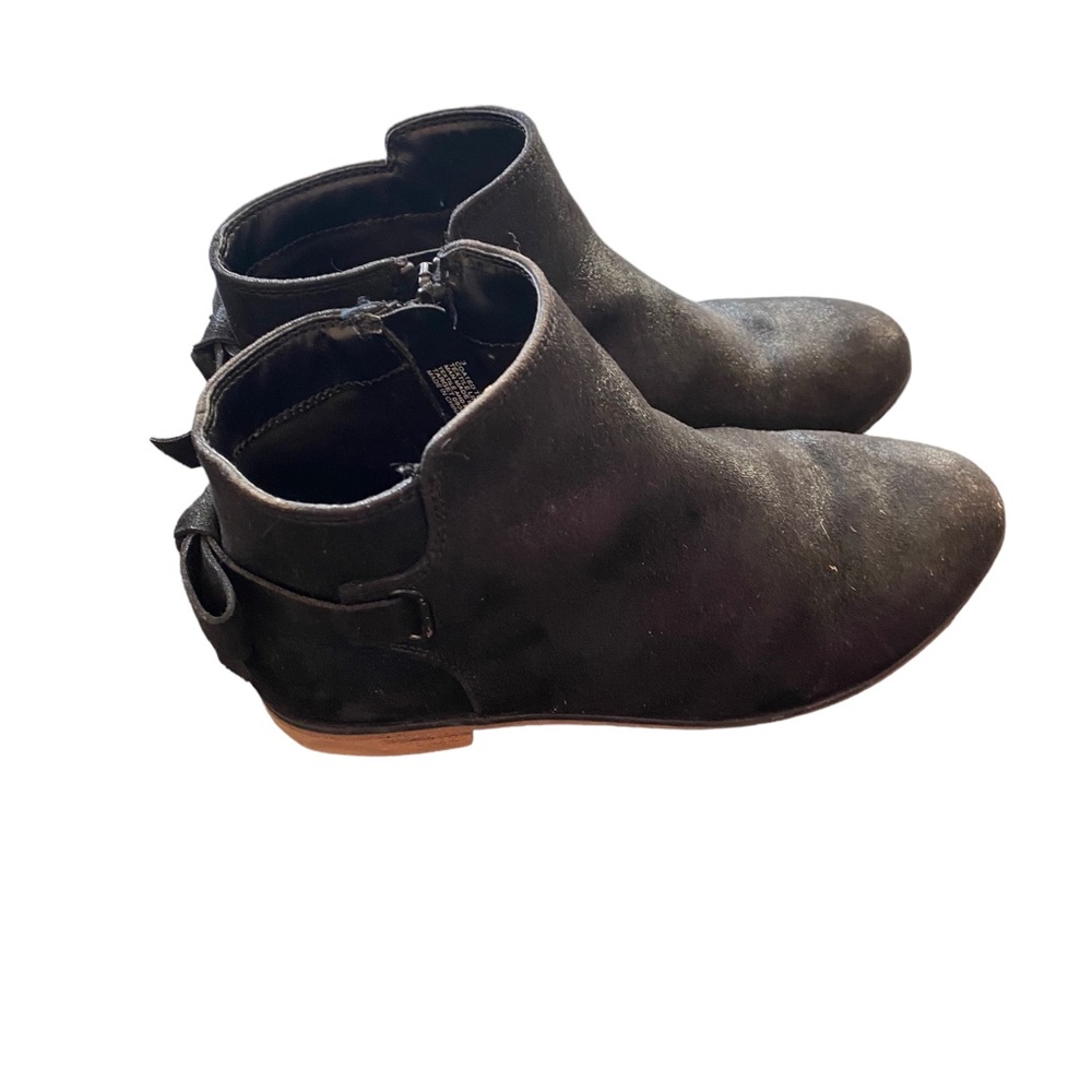 2 pairs Cat & Jack Kids Booties - Picture 2 of 12